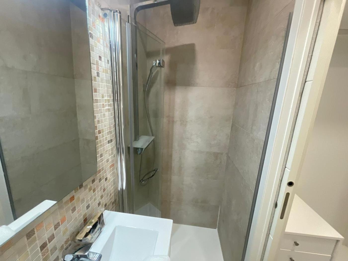 Ferienwohnung Nuevo! Piso En Pleno Centro Santander Zimmer foto